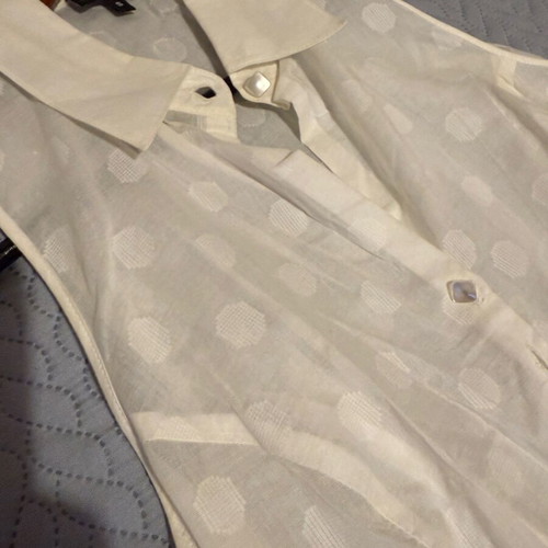 Calvin Klein Jeans white shirt with subtle polka dots like new, Small
