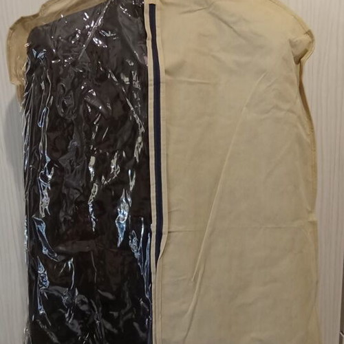 Bizzaro men's suit like new, black