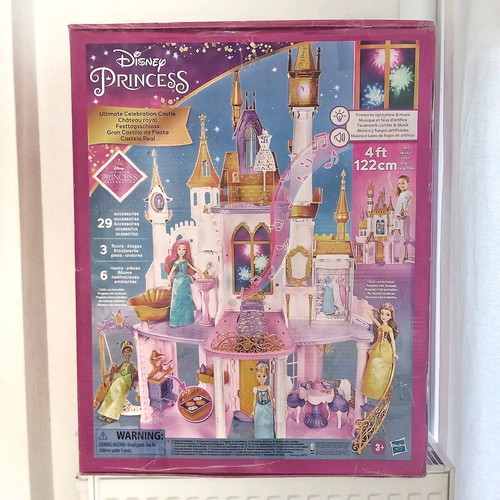 Disney Princess Ultimate Celebration Castle new dollhouse