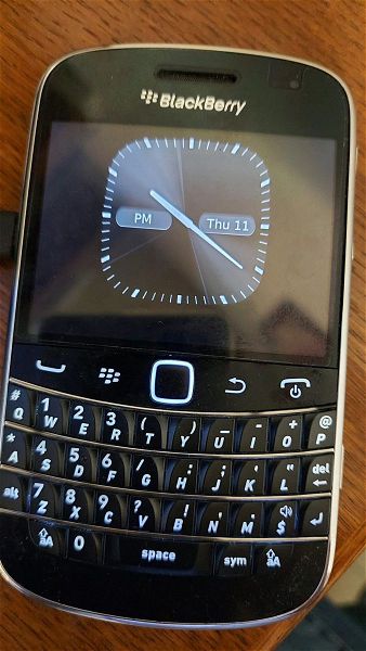  BlackBerry Bold 9900 3G, QWERTY, sim unlocked, factory reset, ** gia episkevi**