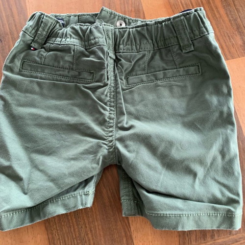 Tommy shorts 86 cm like new, olive color