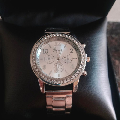 Geneva women's silver watch with metal bracelet