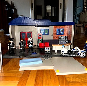 Αστυνομικό τμήμα playmobil με 5 φιγούρες