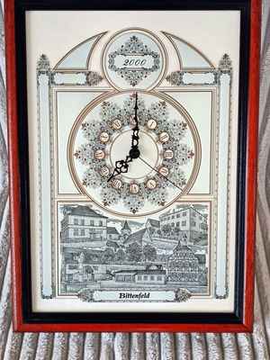 German wall clock like new, analog