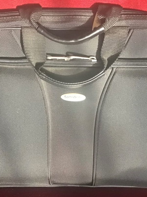 Samsonite τσάντα χειρός για υπολογιστή σαν καινούργιο, μαύρο