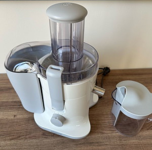 Αποχυμωτής Kenwood JE680 700W