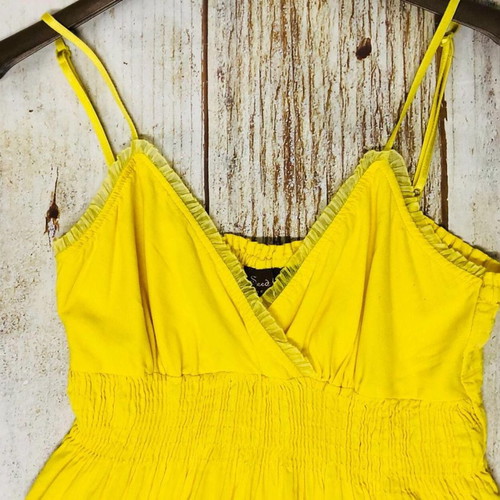 Speed Control dress new, size M, yellow cotton
