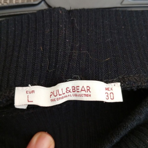 Pull & Bear μαύρη ribbed κοντή παντελόνα size L σαν καινούργιο