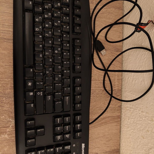 Microsoft Wired Keyboard used, Greek layout, USB, full numeric keypad