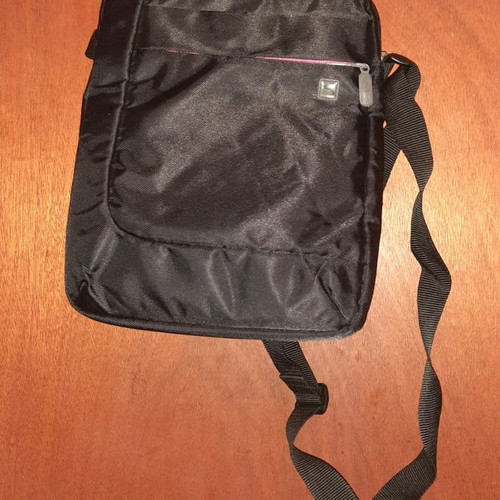 Tablet protection bag in excellent condition