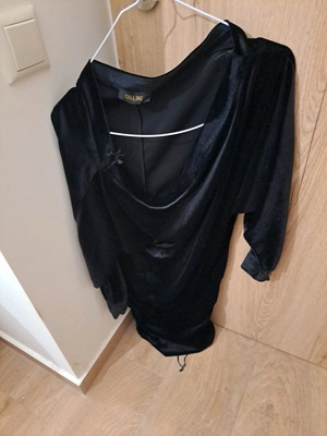 Velvet dress On Line black like new, small-medium