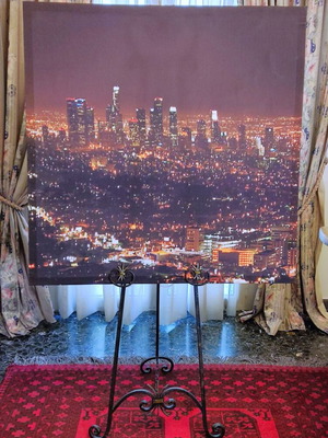 Square Fabric Wall Art Los Angeles by Night like new, 1x1m