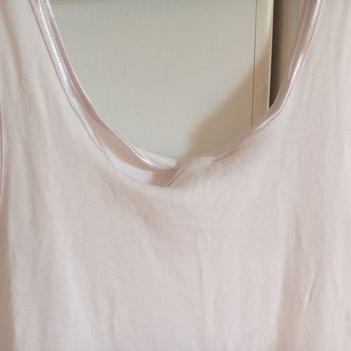 White sleeveless tank top, size S