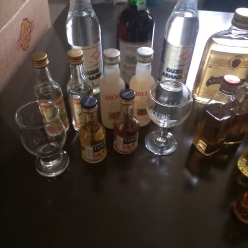 Set of 19 very old mini drinks new, sealed with two new mini glasses