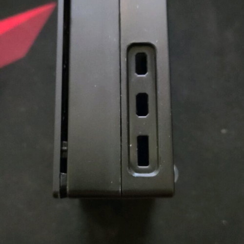 Raspberry Pi 5 case like new, plastic with anti-slip feet