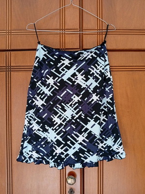 Women's skirt Street One colorful, size 8/S-M, like new