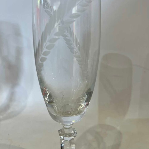 Champagne glasses set of 5 used with engraved leaf design