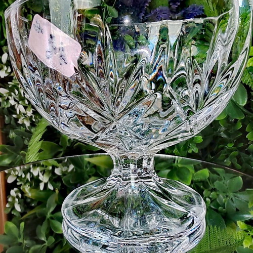 Vintage crystal dessert bowls like new