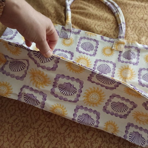 Beach bag with matching cotton shoulder bag and pouch, new, purple and yellow