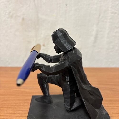 Darthvader stand for pen new
