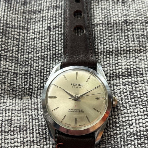 Venise Swiss Winding Men's Watch used for parts with leather strap