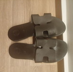 Black flat sandals size 37 like new