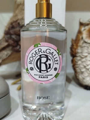 Roger & Gallet Rose Fragrant Well Being Eau de Parfum 100ml