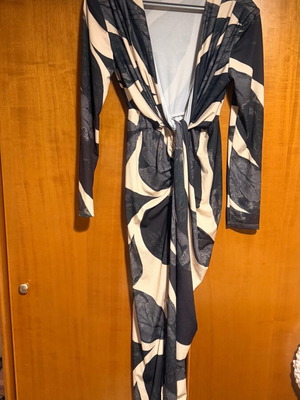 Dress new sexy with large bust opening and shoulder pads, size S-M