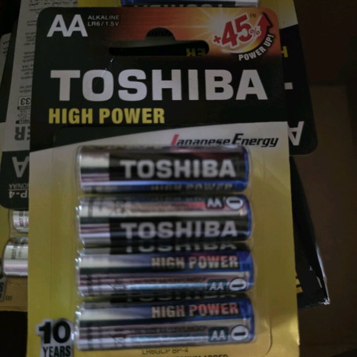 Toshiba AA alkaline batteries new, set of 4 pcs
