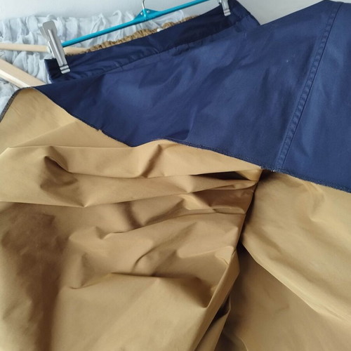 Piazza Italia blue pleated skirt like new, taffeta fabric, size S