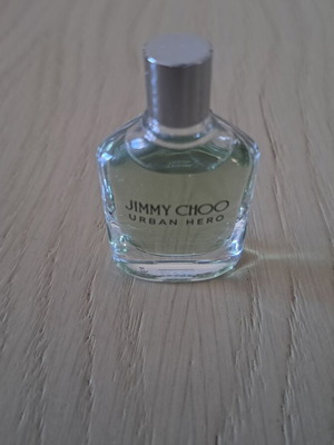 Jimmy Choo Urban Hero Miniature Eau de Parfum new