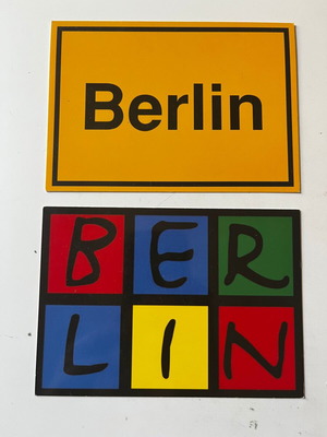 Berlin postcards set of 2 like new