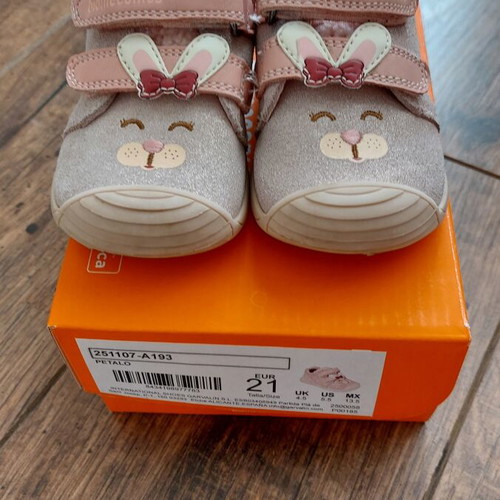 Biomecanics kids shoes used, size 21