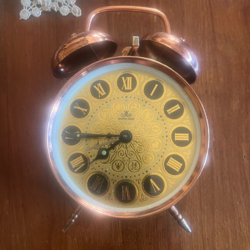 Meister Anker analog alarm clock used, tabletop