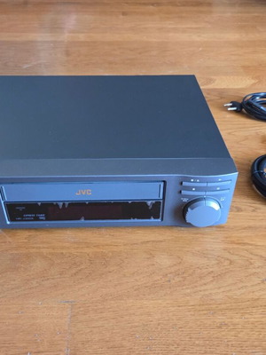 JVC HR-J300E VCR VHS player used, includes SCART cable