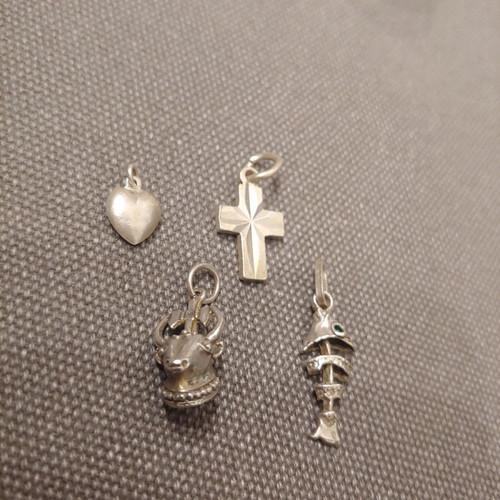 Vintage silver pendants pack of 4, like new, 70s