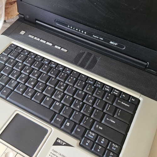 Acer Aspire 1360 Laptop used, no hard drive, for parts or repair