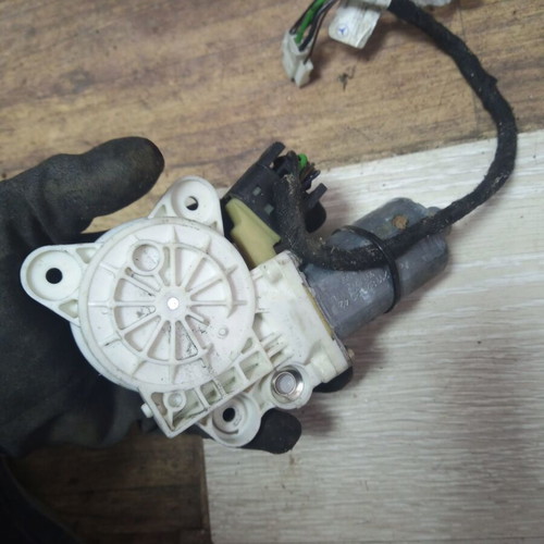 Mercedes E-Class W211 front right window regulator used, A2118203042