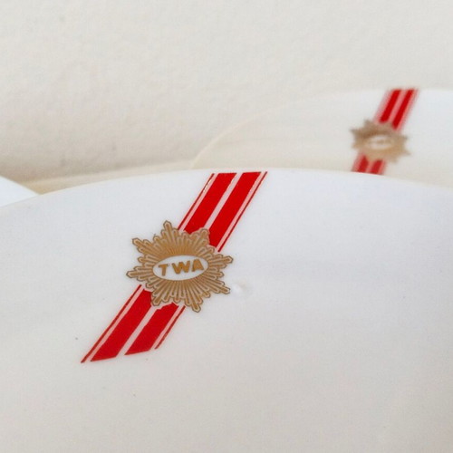 Set of 6 TWA collectible plates 15 cm diameter like new