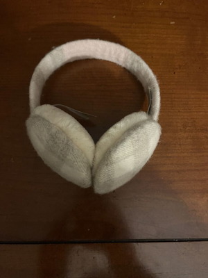 Burberry earmuffs like new, gray and pink