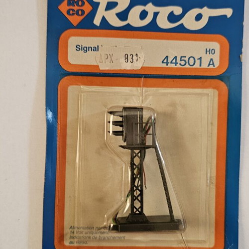 Roco 44501A HO Light Signal like new, 3-aspect railway signal