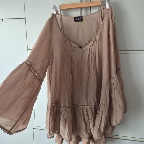 Manolo double dress one size beige and brown like new