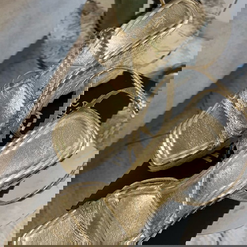 Πλατφόρμες Zara νούμερο 39 σε σχισσο χρώμα like new