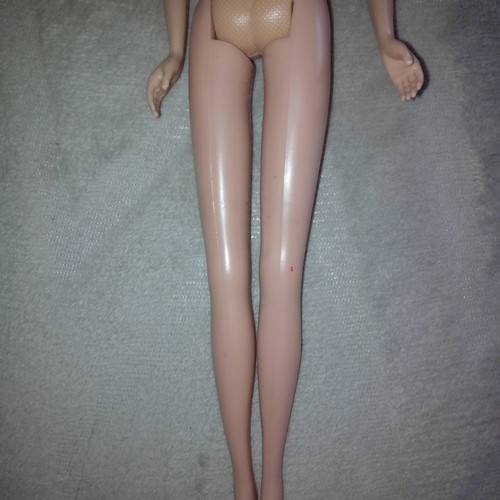 Doll 30 cm used for OOAK with jet black hair