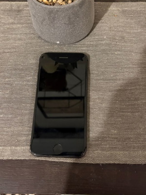 iPhone 8 used with 72% battery 64GB functional