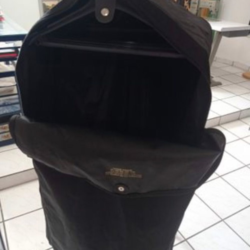 Special representative wardrobes like new with 20 hangers