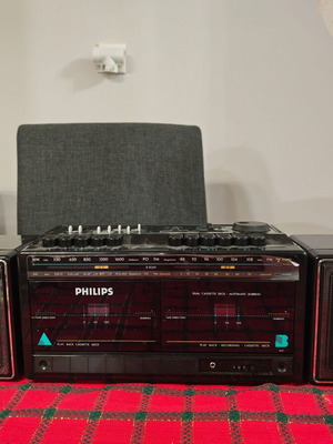 Philips D8269 Boombox Dual Cassette Radio used, retro 1980s
