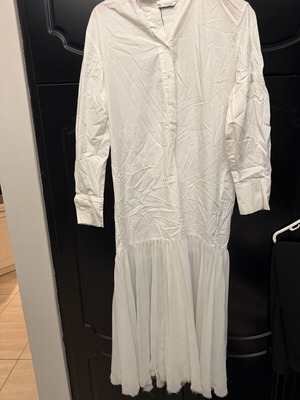 Zara pleated shirt dress like new, white, size M