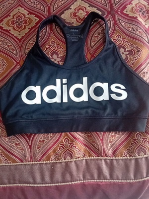 Adidas sports bra black like new