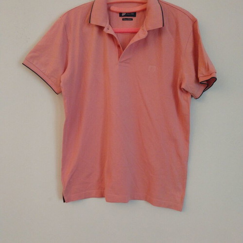 During men's polo shirt size S, like new, pink